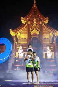 BIB: 291, 1031
                            <button type="button" onclick="openModal(22343538)" class="btn btn-primary btn-sm float-right btn-popup" data-toggle="modal" data-target=".modal-high-quality">
                        <i class="fas fa-shopping-cart"></i> Add to Cart
                    </button>
                                            <button type="button" onclick="isThisMe(22343538, true)" class="btn btn-success btn-sm float-right btn-popup btn-isme hidden" data-toggle="tooltip" data-placement="bottom" title="นี่คือรูปของคุณใช่ไหม คลิกที่นี่เพื่อเอาเข้าอัลบั้ม">
                        <i class="fas fa-plus"></i> Add to album
                    </button>
                    <button type="button" onclick="isThisMe(22343538, false)" class="btn btn-warning btn-sm float-right btn-popup btn-isnotme hidden">
                        <i class="fas fa-ban"></i> Remove from album
                    </button>